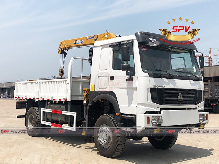 Off road Telescopic Crane Truck Sinotruk - RF